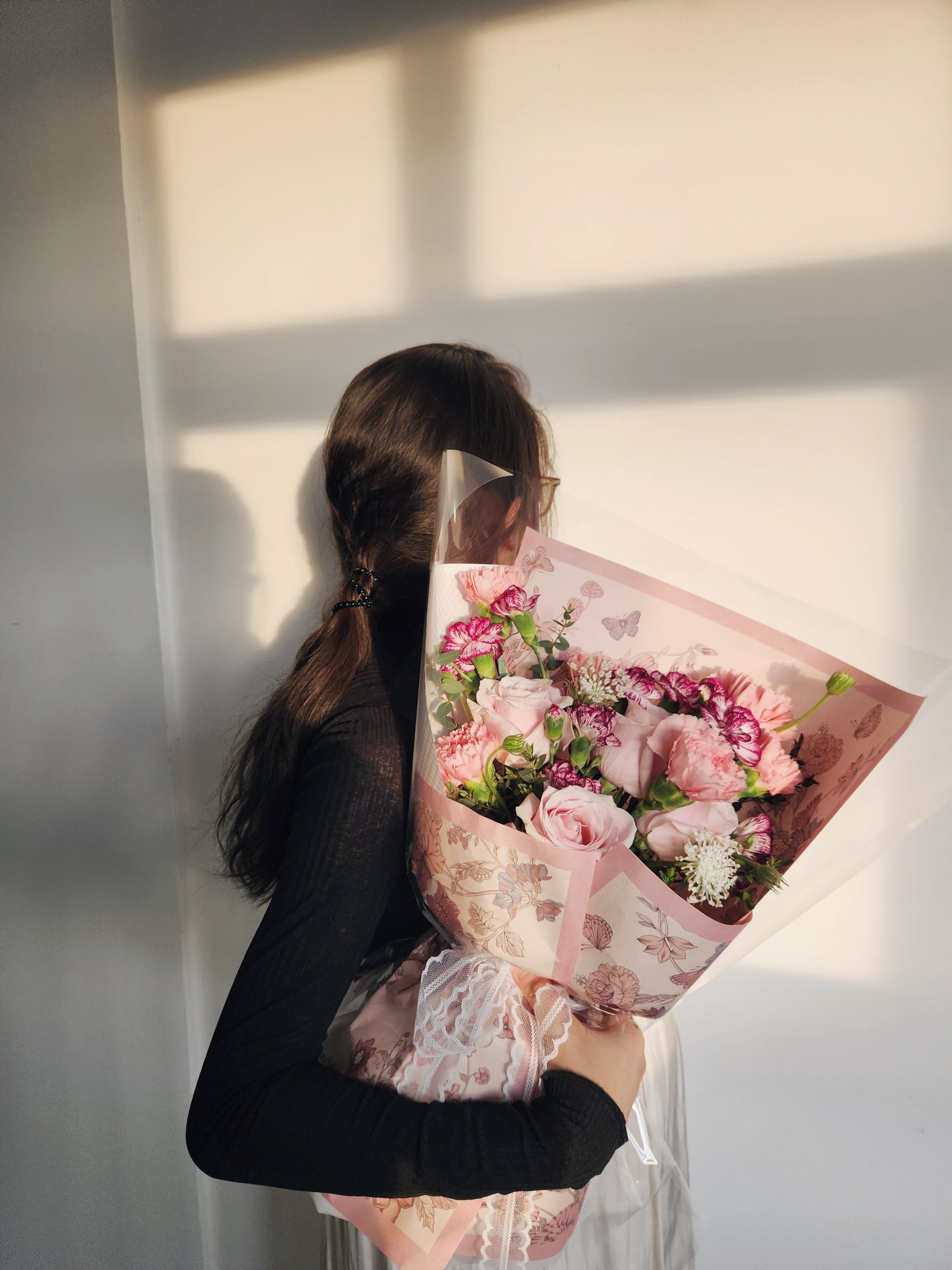Burnt Sugar Beauty Fresh Carnation & Rose Bouquet
