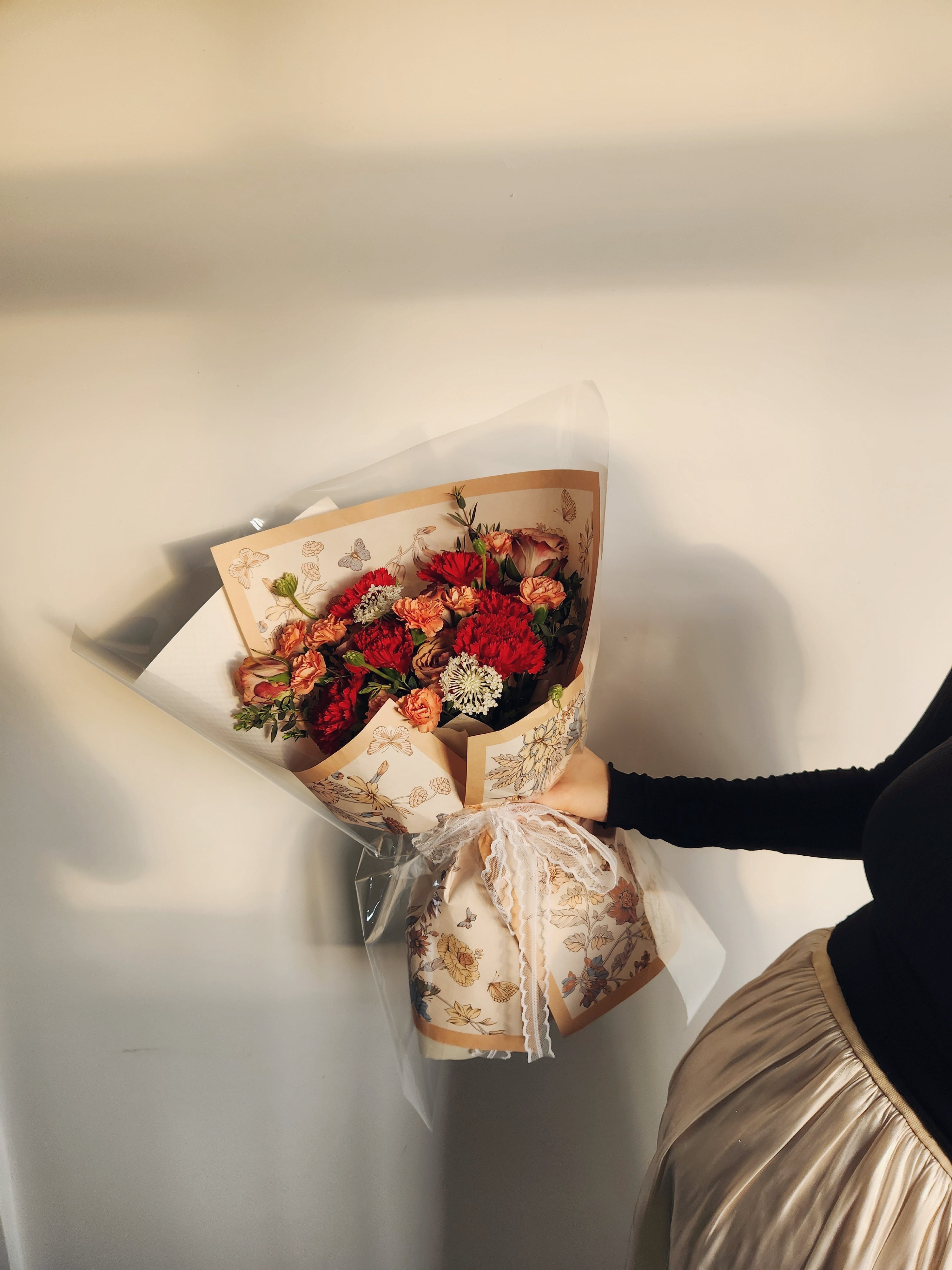 Burnt Sugar Beauty Fresh Carnation & Rose Bouquet