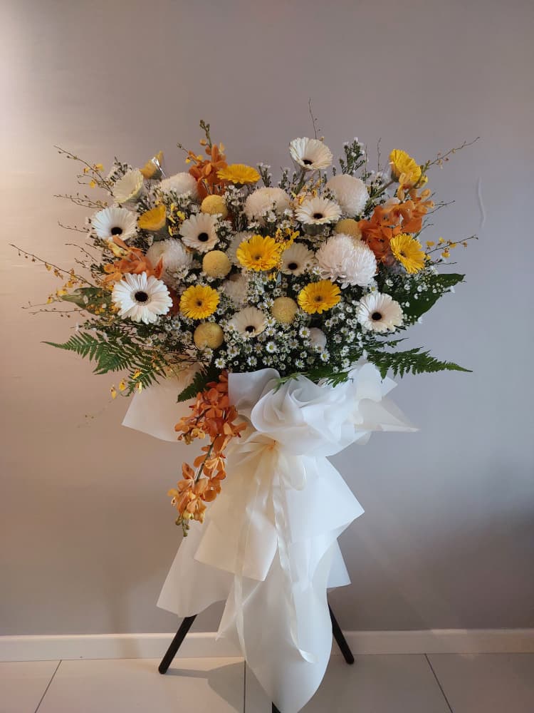 Serenity condolence flower stand