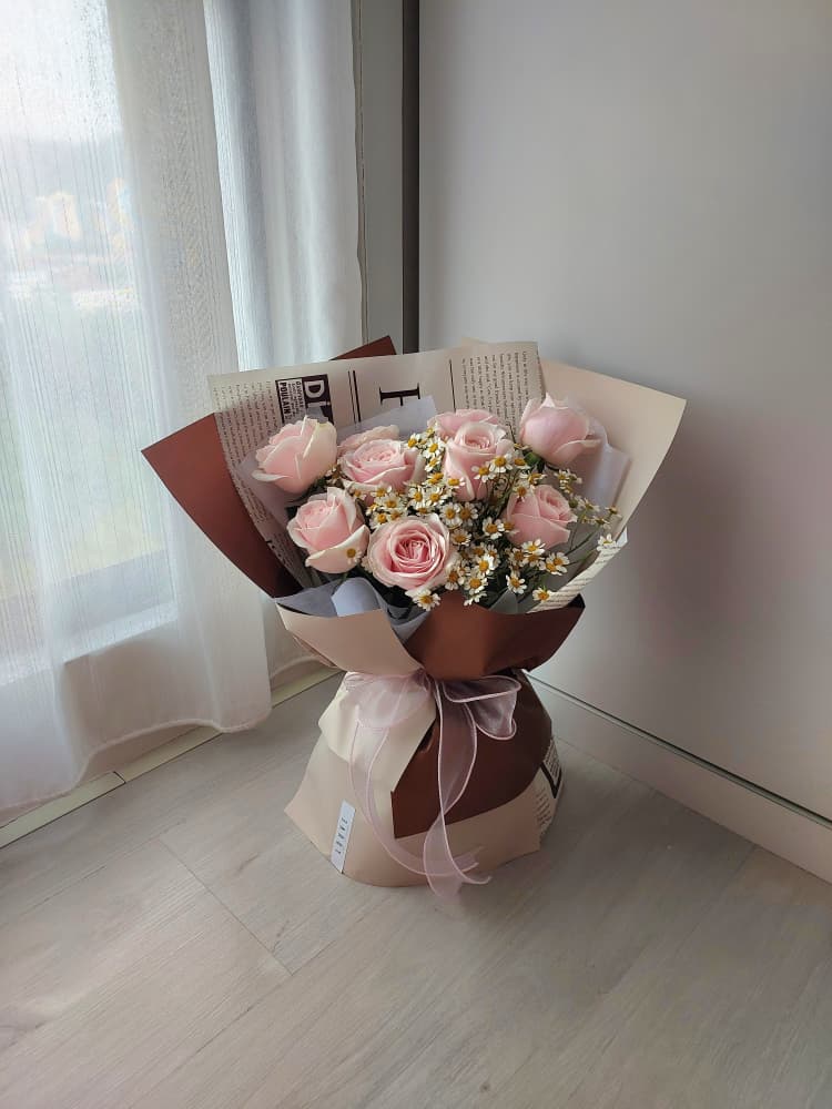Merlot Kiss Fresh Rose Bouquet