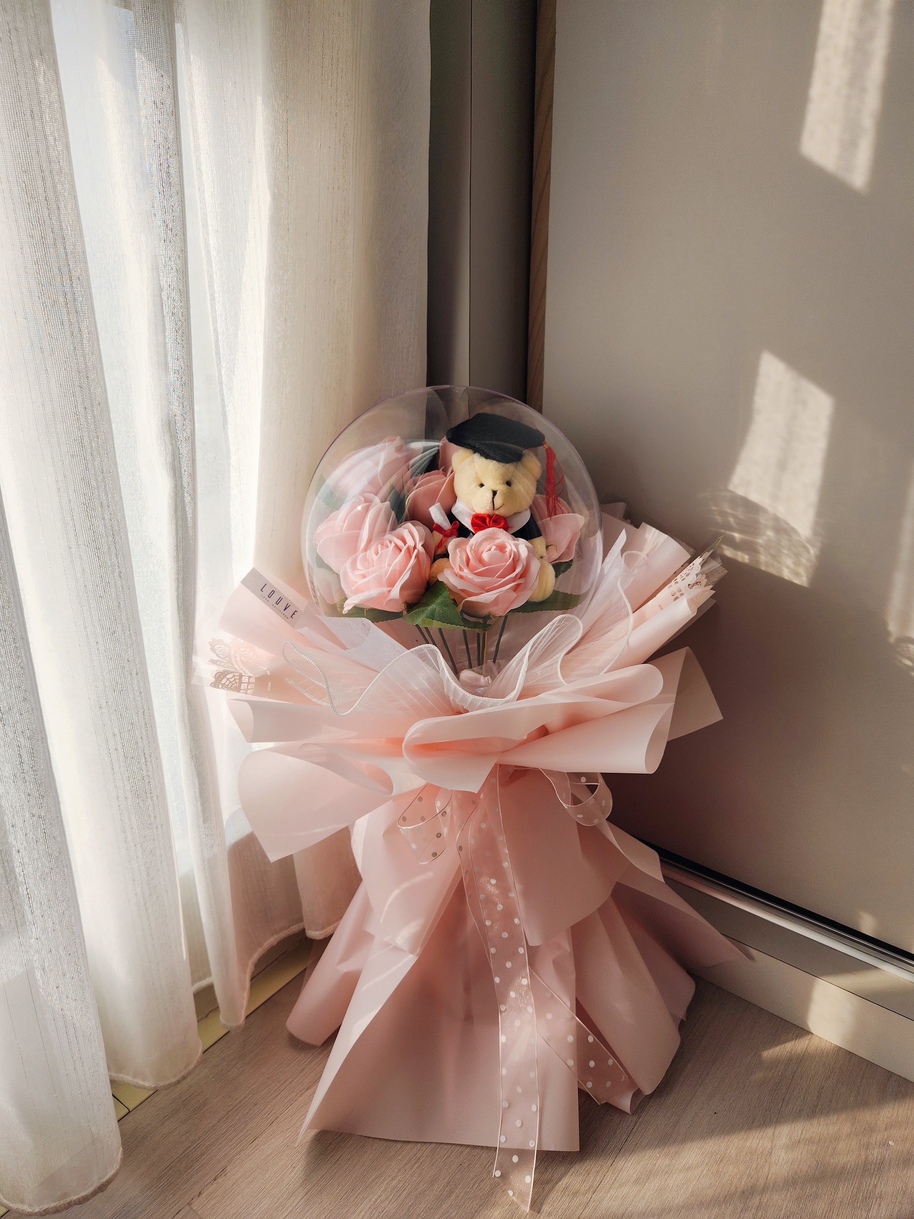 BB World Graduation Bouquet