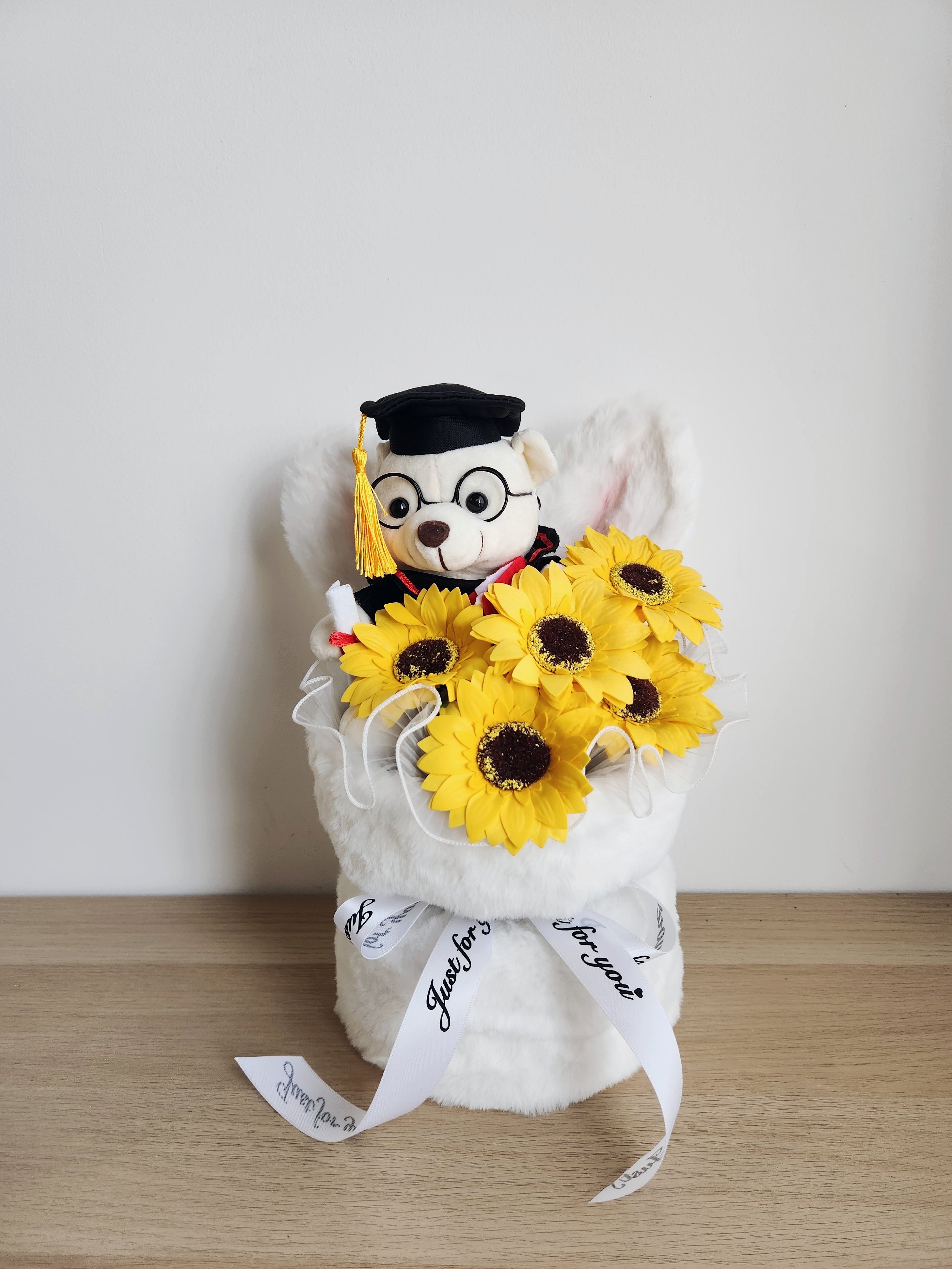 SuperB Graduation Bouquet