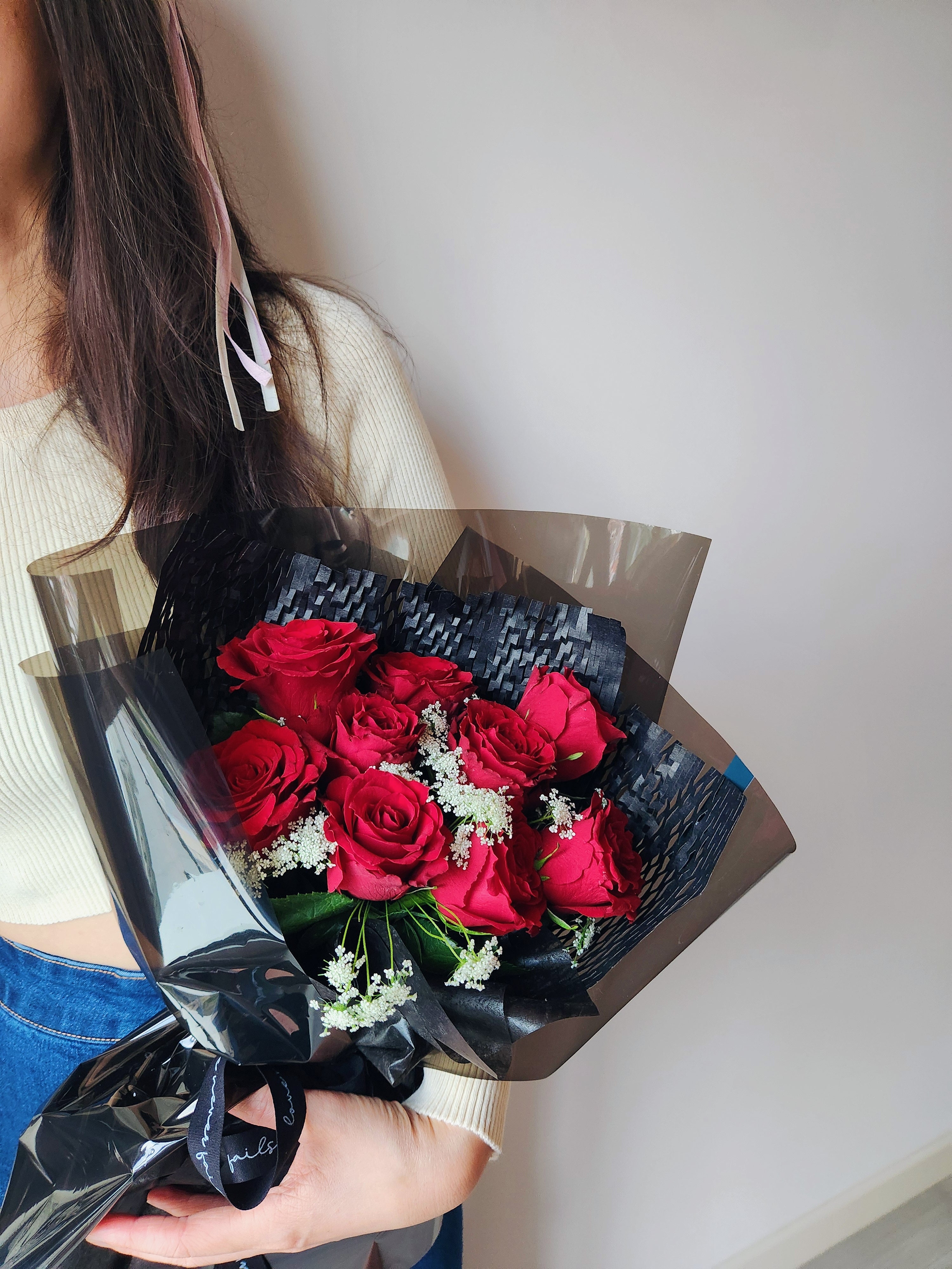 Sweet Cheeks (Red)/ (Cappuccino) Fresh Rose Bouquet