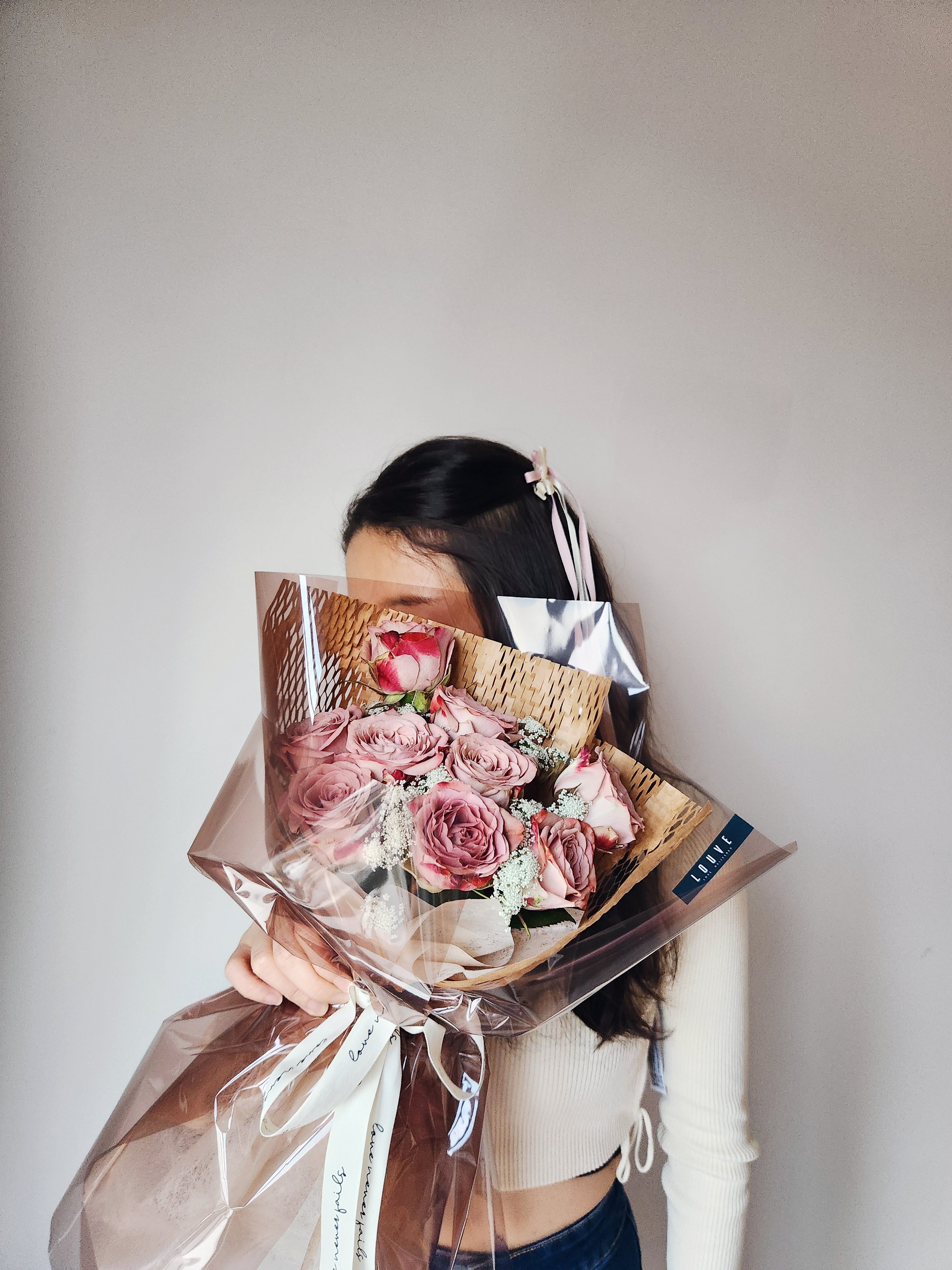 Sweet Cheeks (Red)/ (Cappuccino) Fresh Rose Bouquet