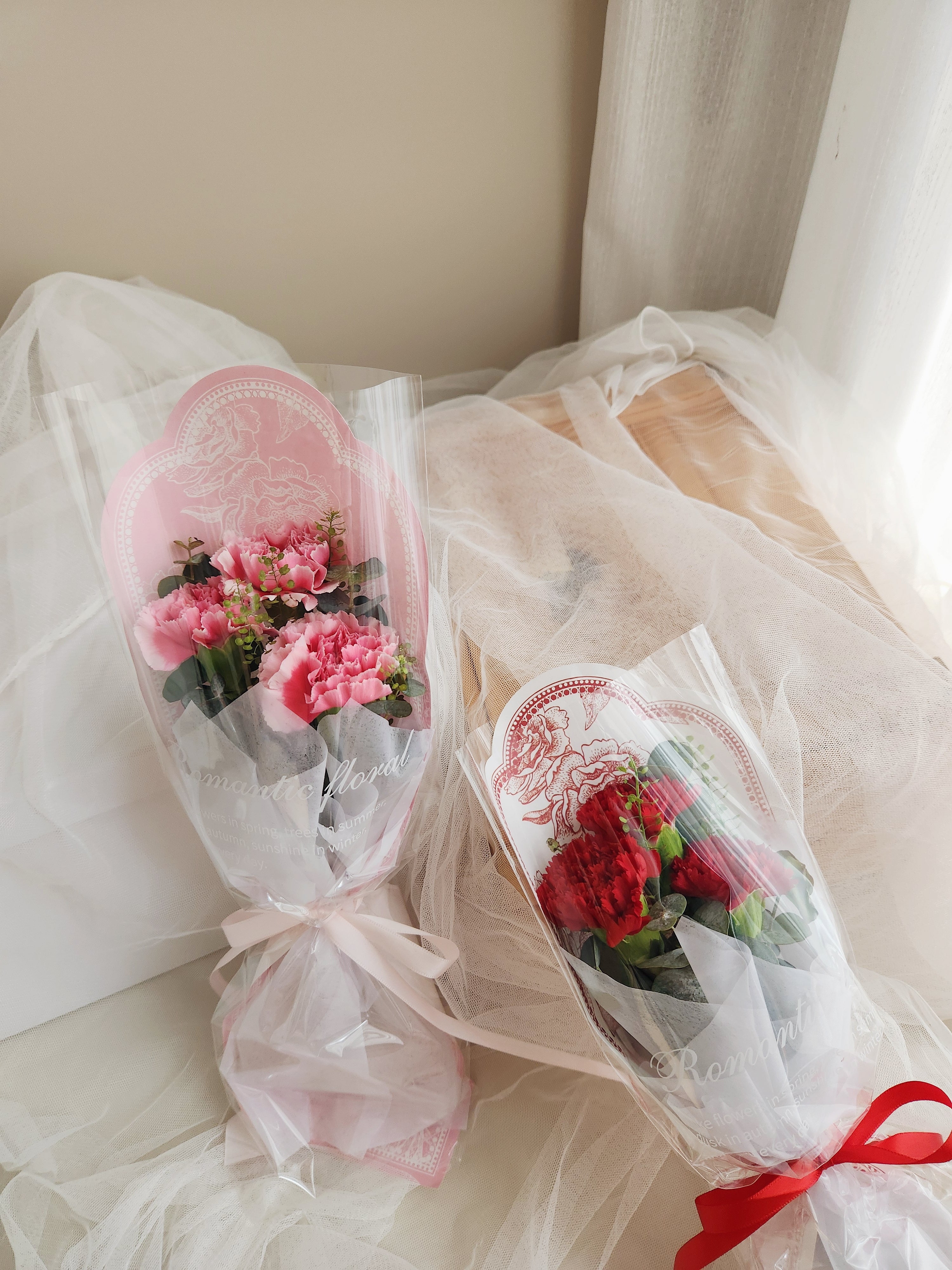 Mimi Mummy Carnation Bouquet