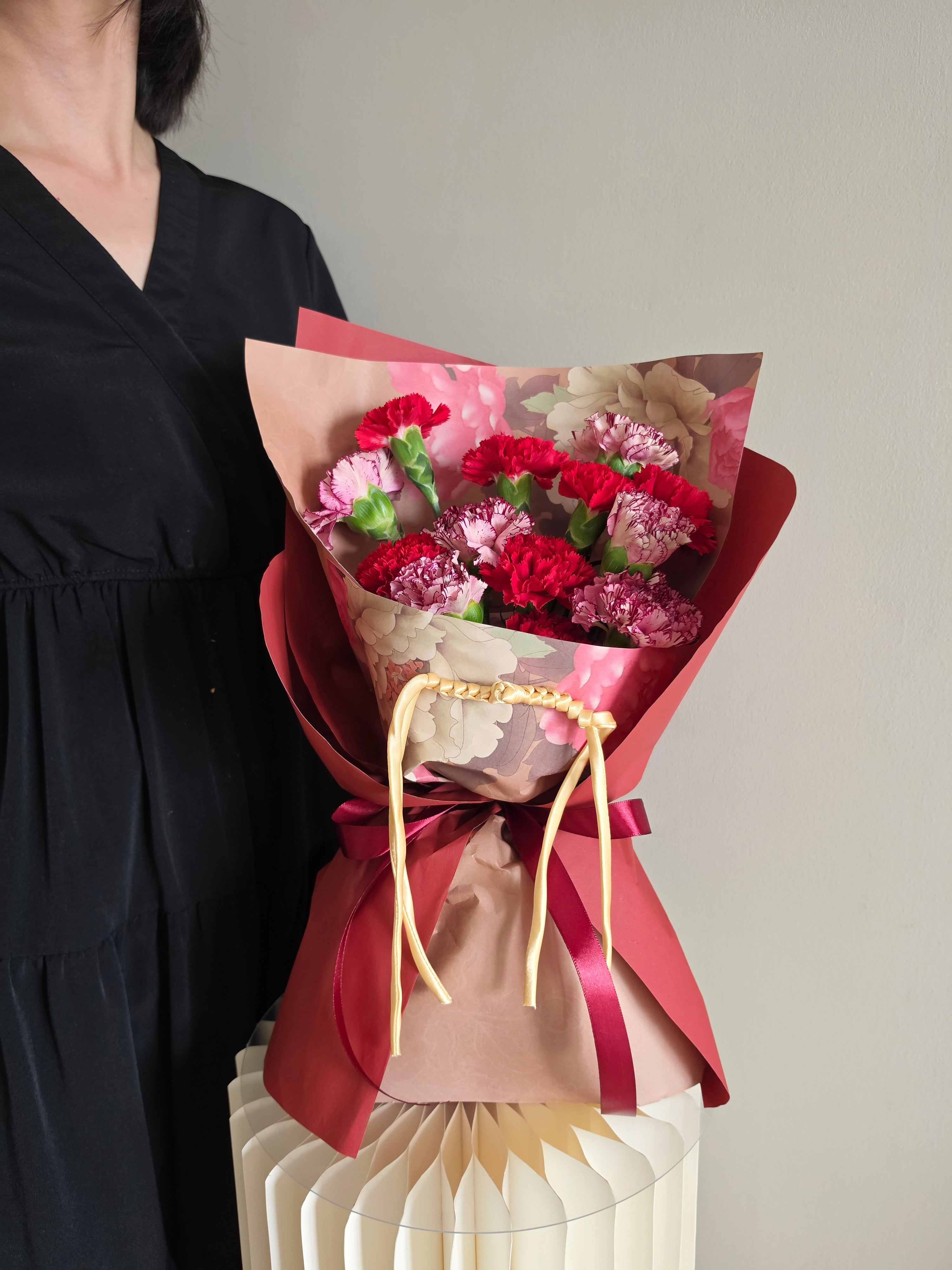 Mum Velvet Fresh Carnation Bouquet