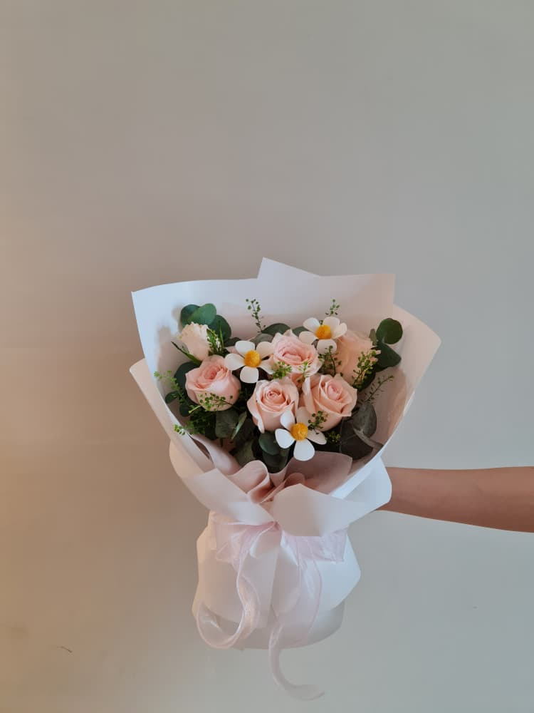 Pink Melody Rose Bouquet