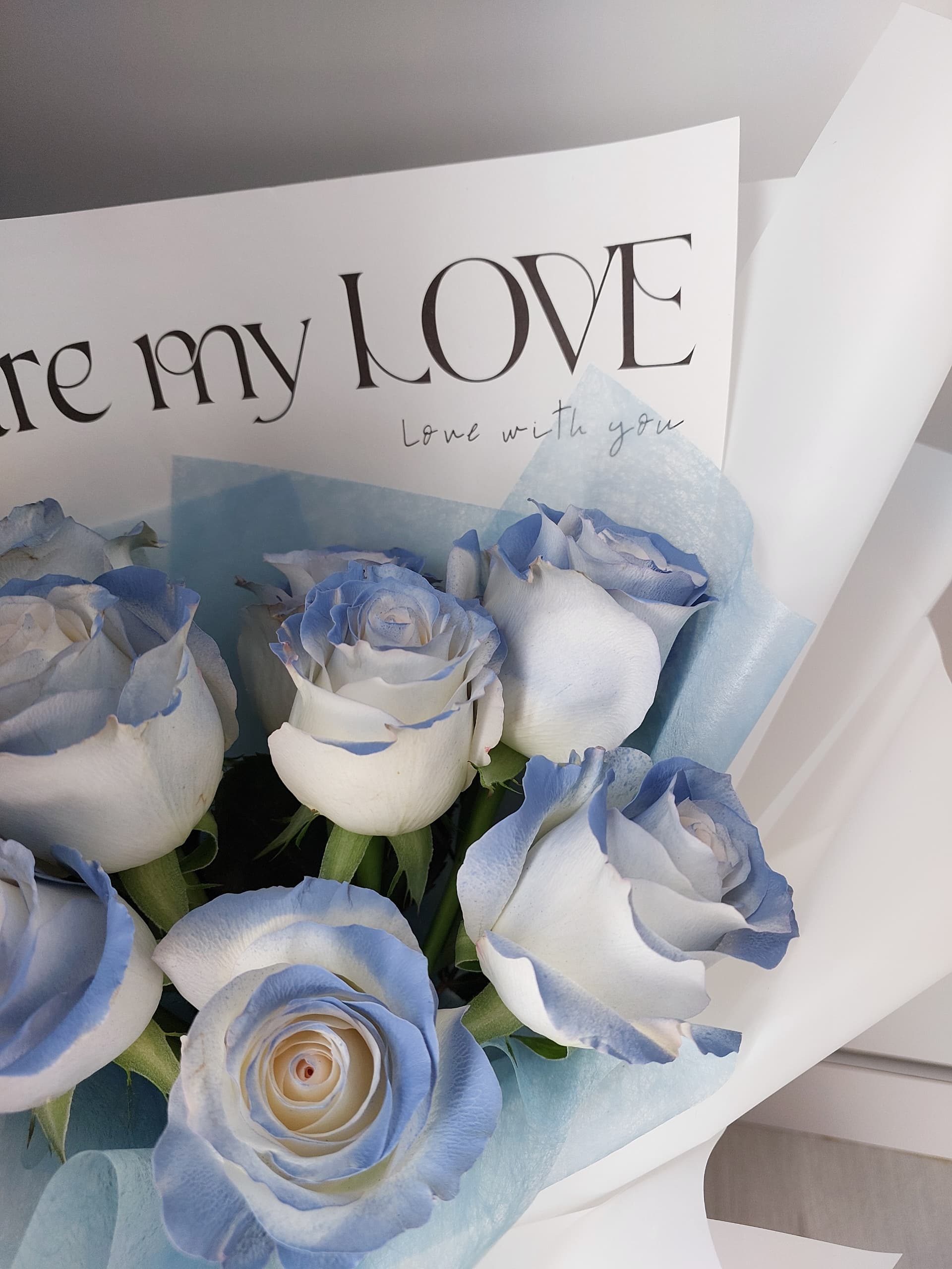Blue Venom Rose Bouquet