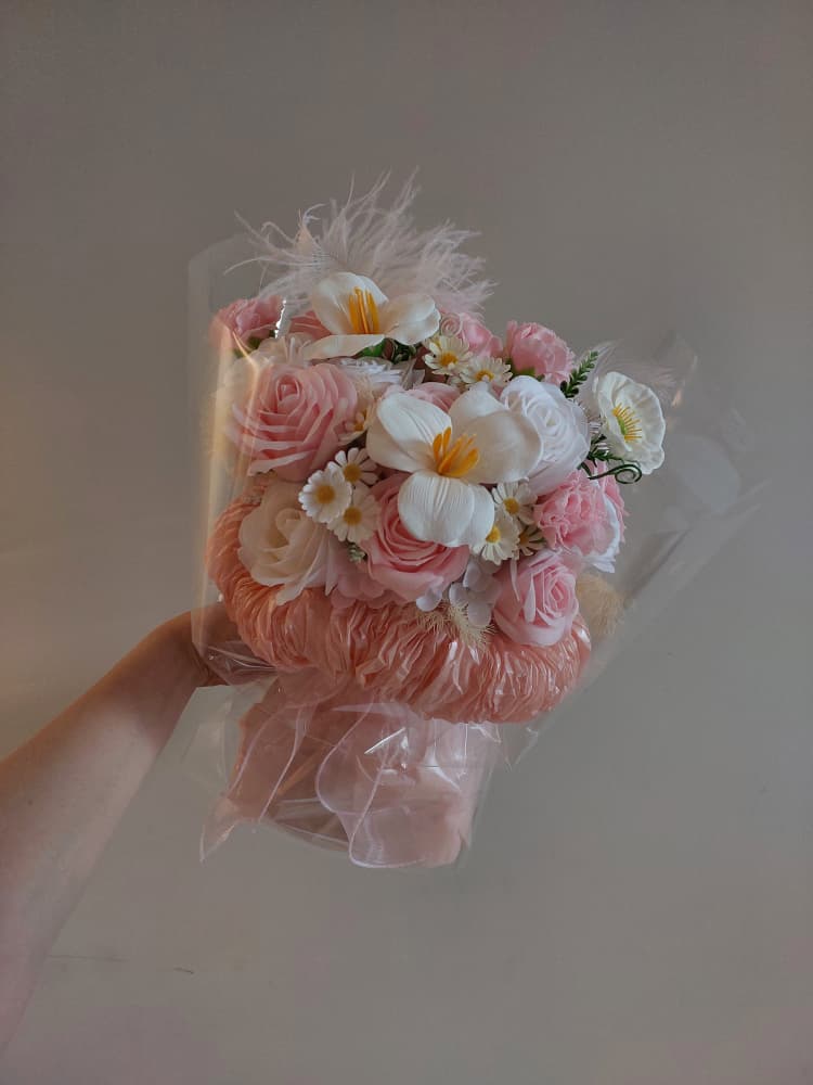 Pinkfriend Soap Flower Bouquet