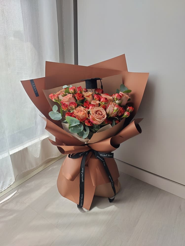 Cappuccino Dream Fresh Rose Bouquet