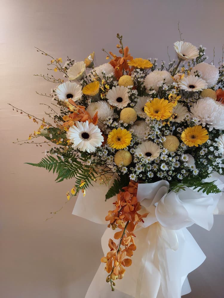 Serenity condolence flower stand