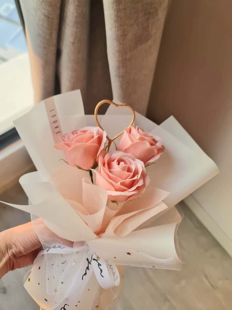 Love On Fire Rose Bouquet