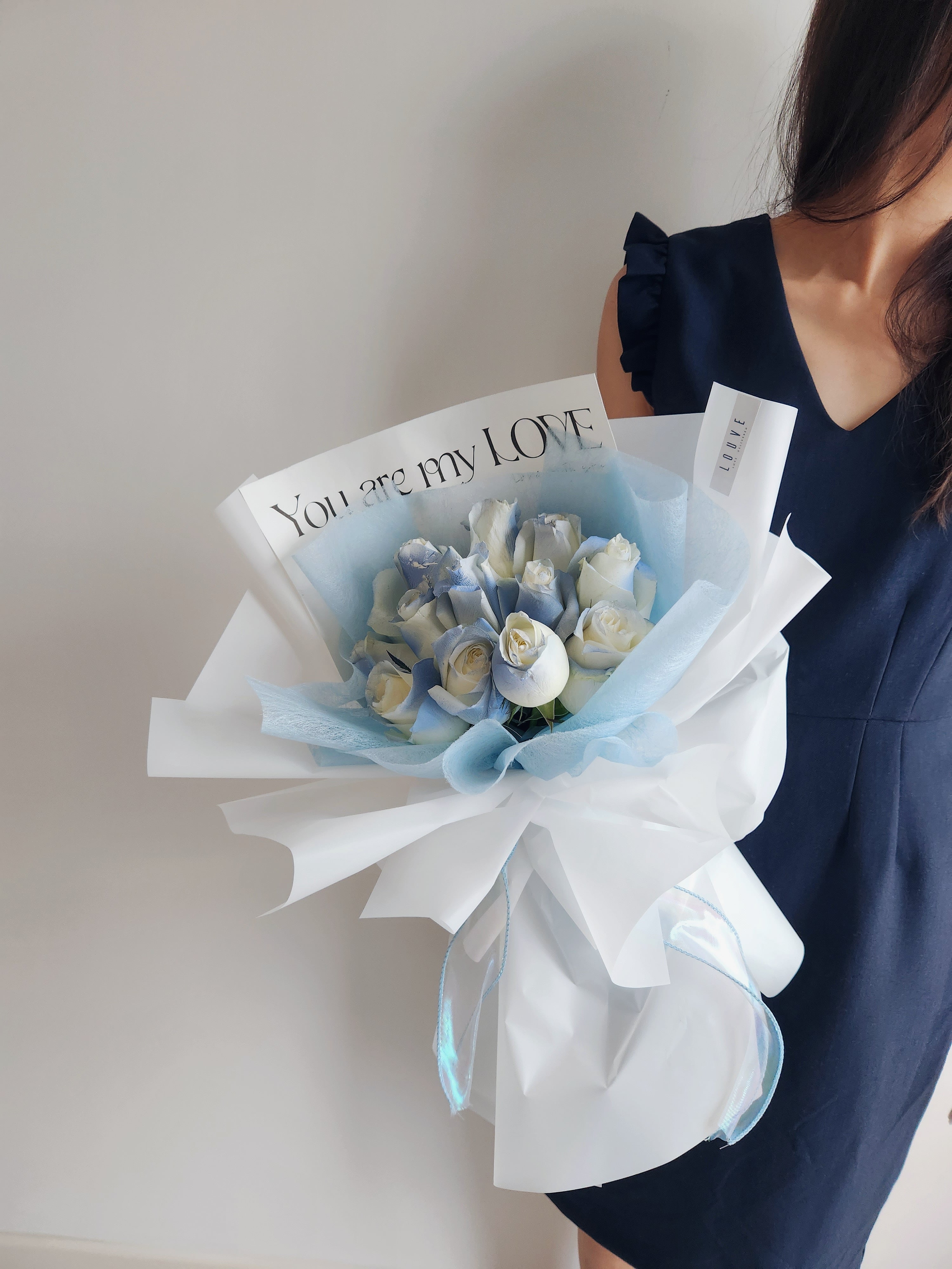 Blue Venom Rose Bouquet