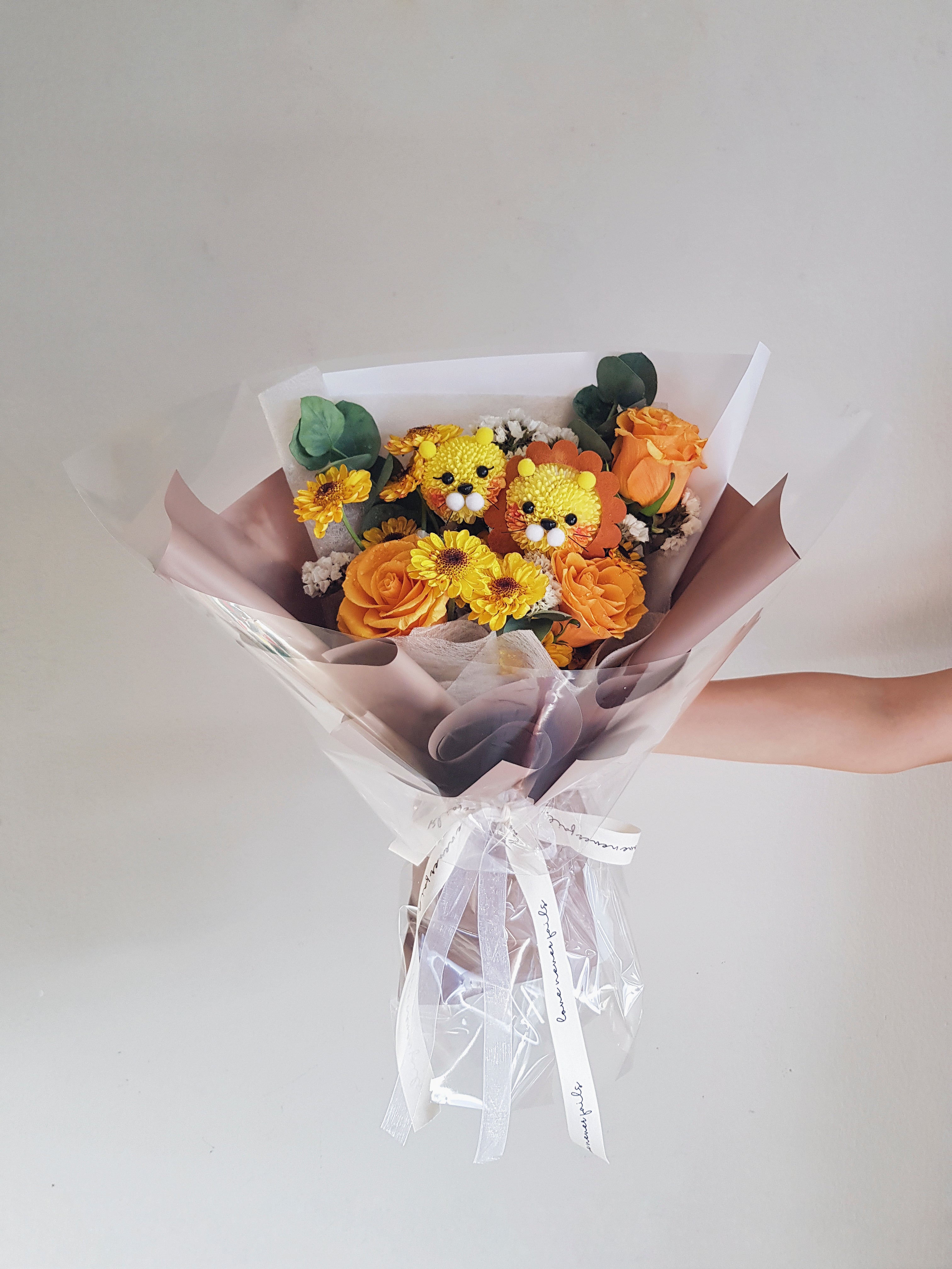 Simba & Nala Flower Bouquet